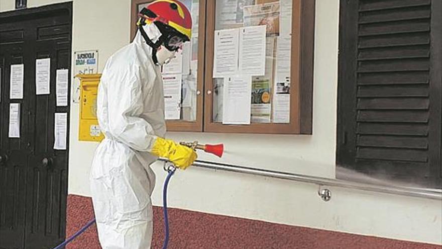 Los bomberos provinciales suman 65 desinfecciones en municipios