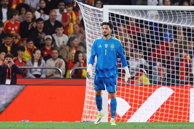 Histórico Román: El primer futbolista de Ibiza que debuta con la selección española absoluta de fútbol