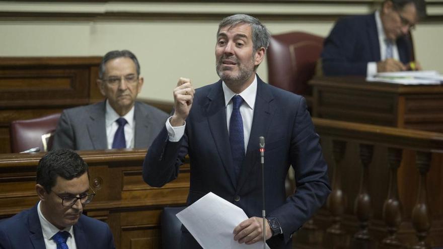 Fernando Clavijo durante el Debate del estado de la Nacionalidad