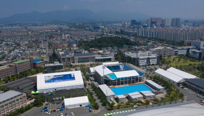 Vista aérea de parte de las instalaciones de los 18º Mundiales FINA de Natación en Gwangju (Corea del Sur) este lunes. Los Campeonatos del Mundo se celebrarán del 12 al 28 de julio.