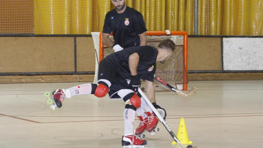 Els jugadors del Girona, entrenant-se aquesta setmana al pavelló de Palau II.