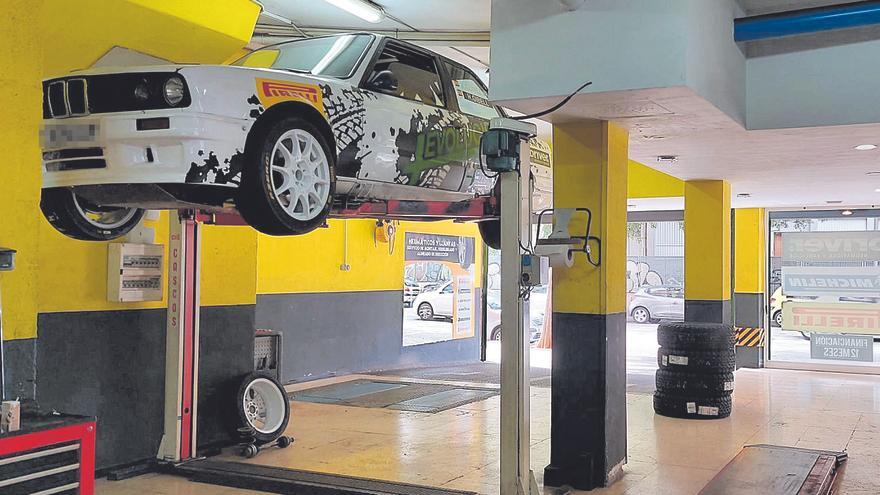 ‘Overbooking’ de coches en los talleres mecánicos de Palma