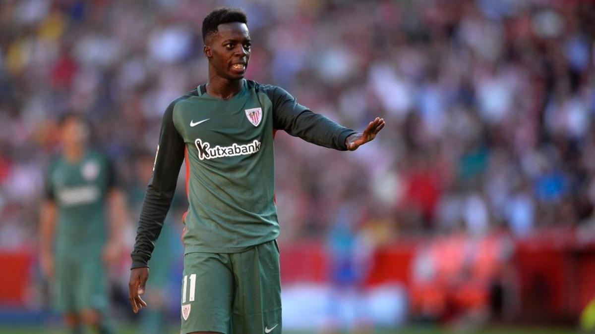 Iñaki Williams, en el partido ante el Sporting en El Molinón.