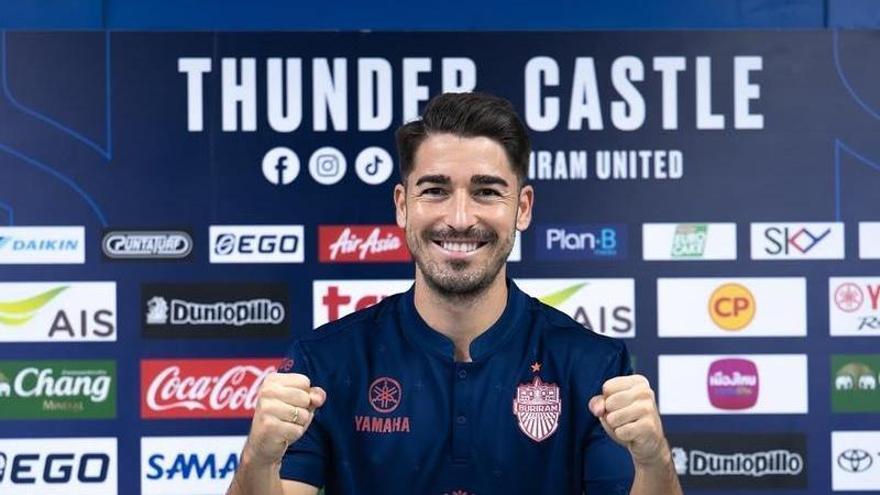 El ex del Real Zaragoza Toni Moya, nuevo jugador del Buriram United hasta final de temporada: "Soy energético, ambicioso y trabajador"
