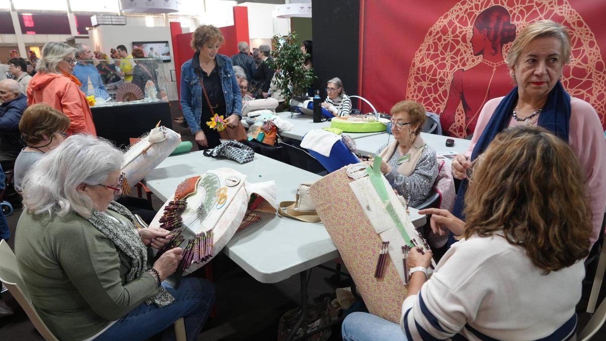 Vídeo | Arranca la Feria de los Mayores en Badajoz