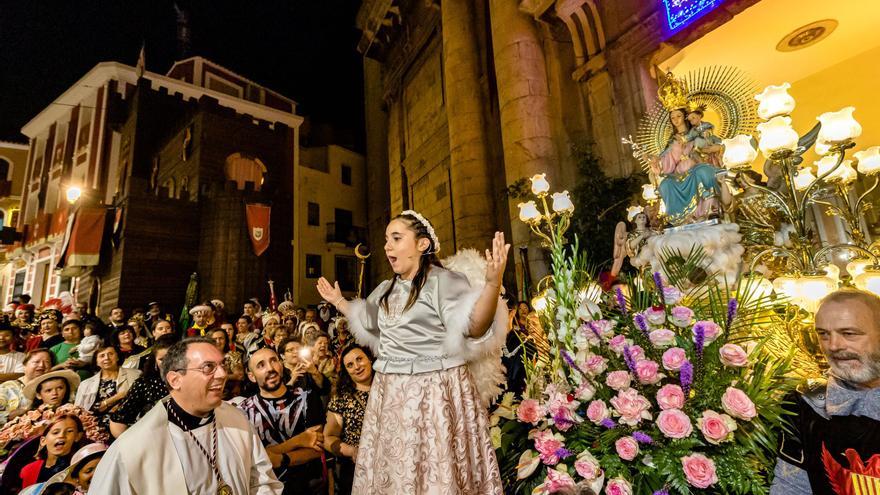 Procesión en honor a la Virgen de las Injurias en Callosa d&#039;en Sarrià