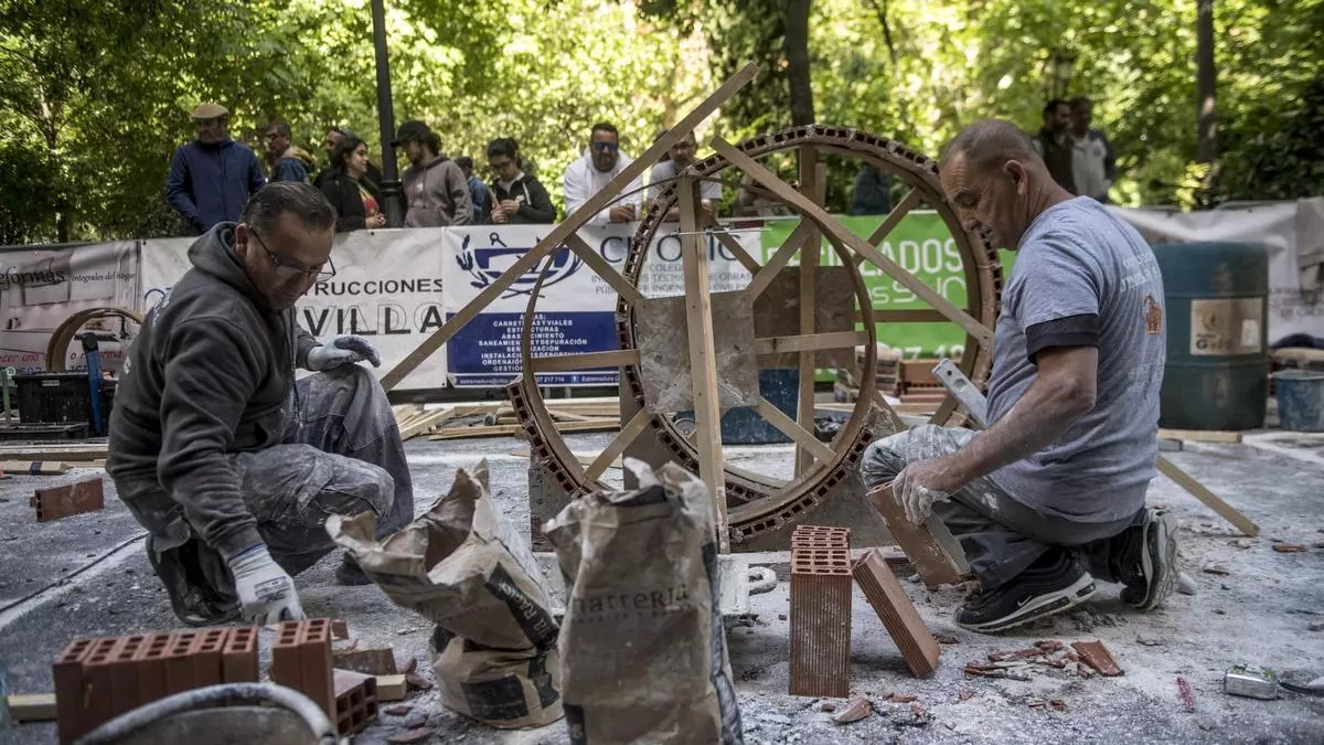 18 cuadrillas dan lustre al concurso de albañilería más antiguo de España: el de Cáceres