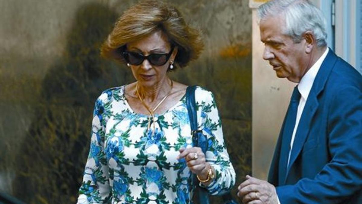 Javier Gómez de Liaño, abogado de Bárcenas, y su esposa, Dolores Márquez de Prado, letrada de la mujer del extesorero del PP.