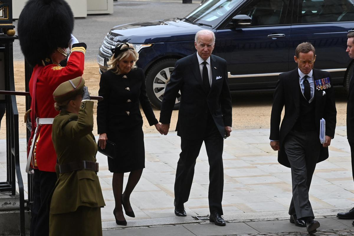 State funeral and burial of Queen Elizabeth