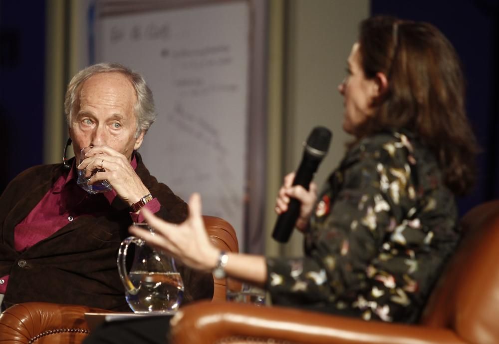 Encuentro de Richard Ford con clubs de lectores