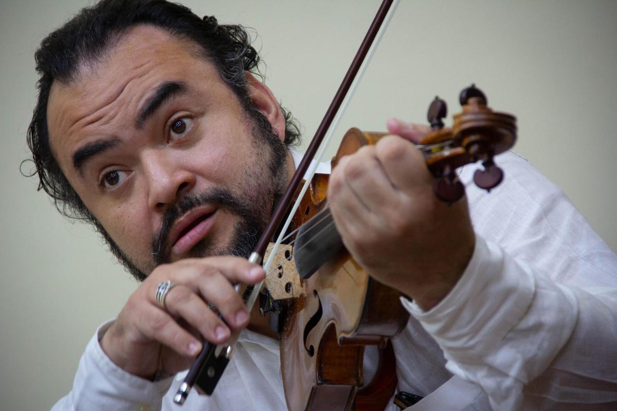 El violinista Alexis Cárdenas.