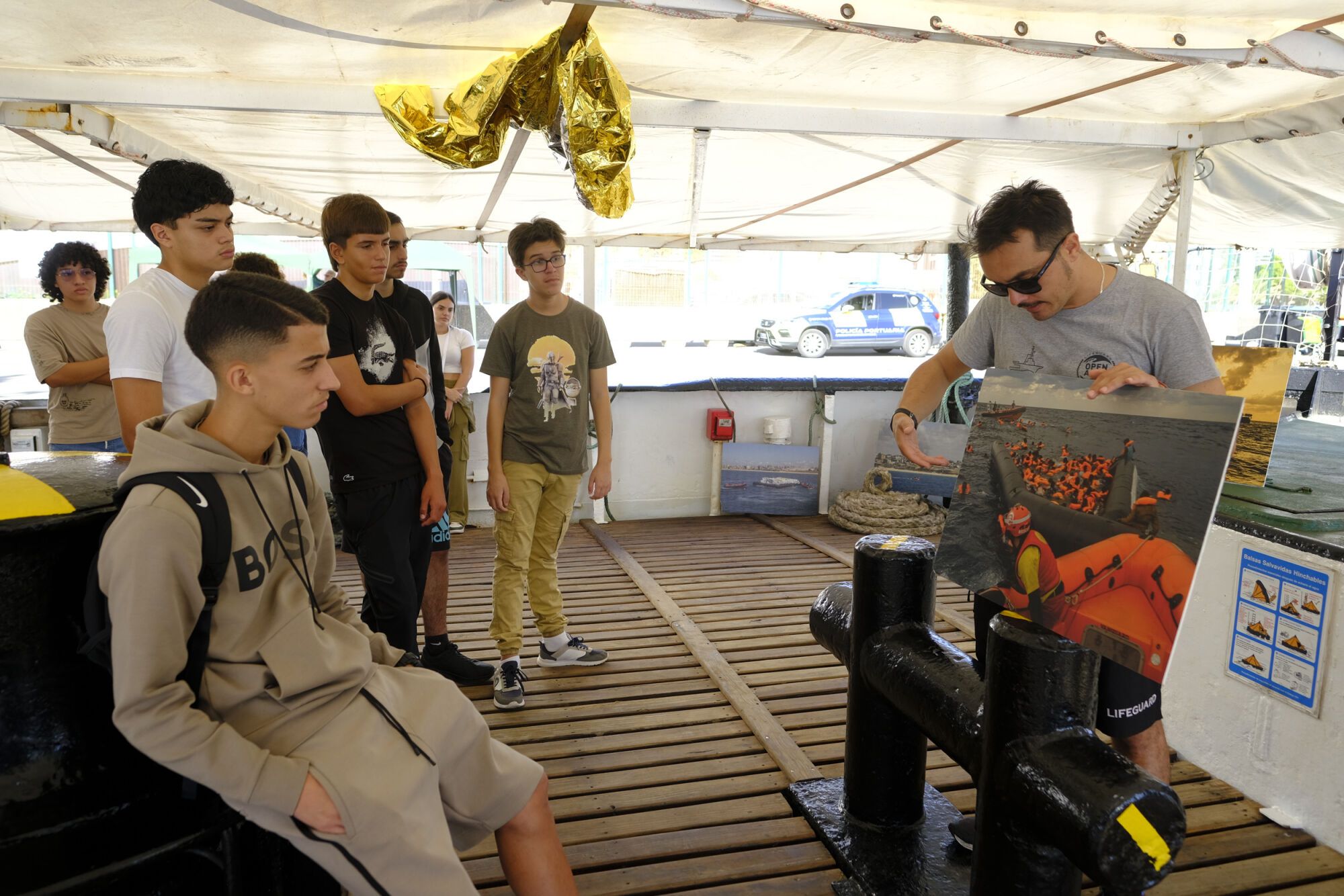 Jornada de puertas abiertas en el 'Open Arms' en el Puerto de Las Palmas