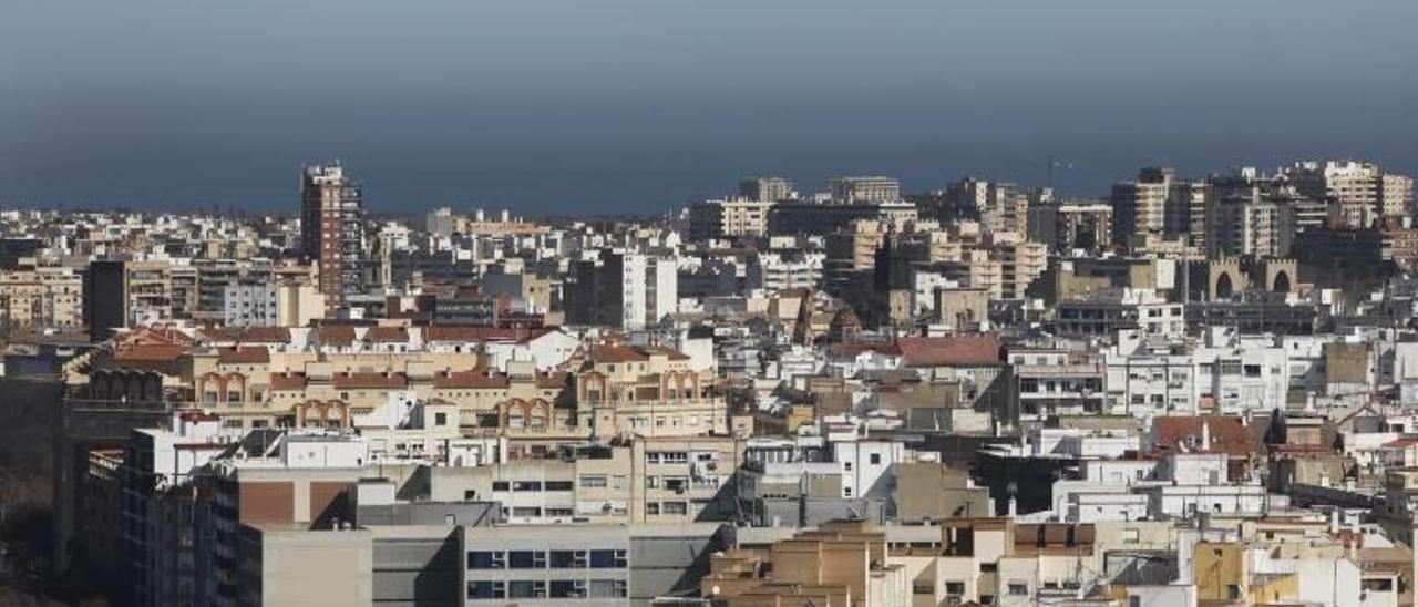 Los ecologistas alertan del noveno día de alta contaminación en València