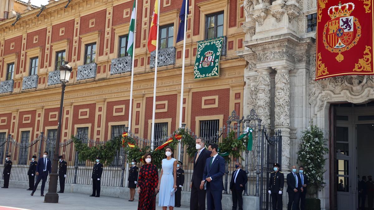 Llegada de los reyes al Palacio de San Telmo.