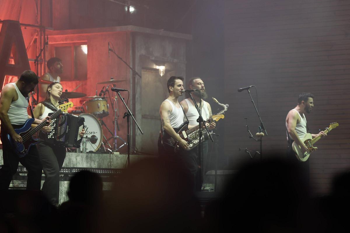 El concierto de "La M.O.D.A." en Gijón, en imágenes