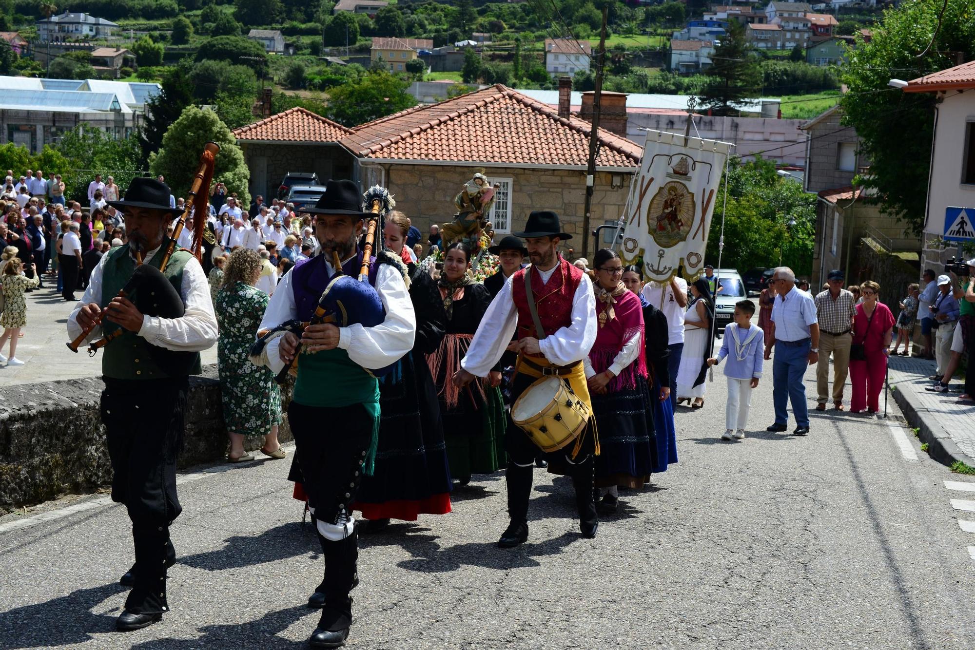 Las celebraciones en honor a la Virgen del Carmen en O Morrazo. La procesión en Bueu