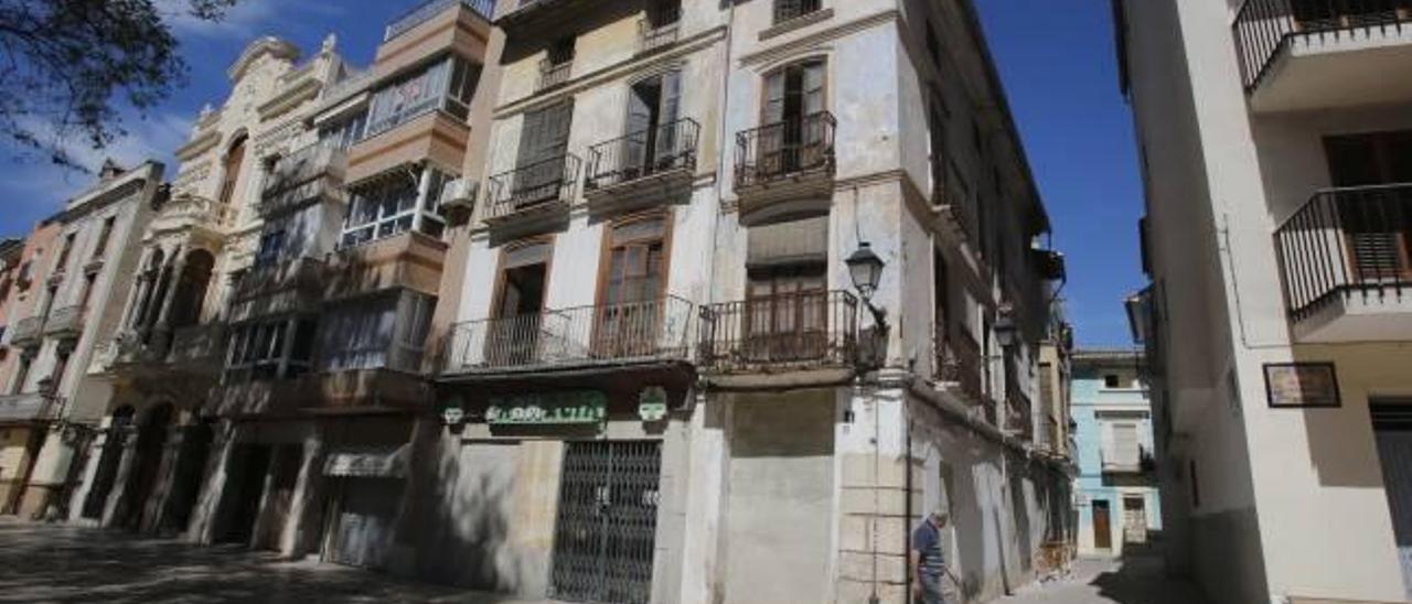 Alzira extiende el plan de expropiación de casas en ruina por toda la ciudad