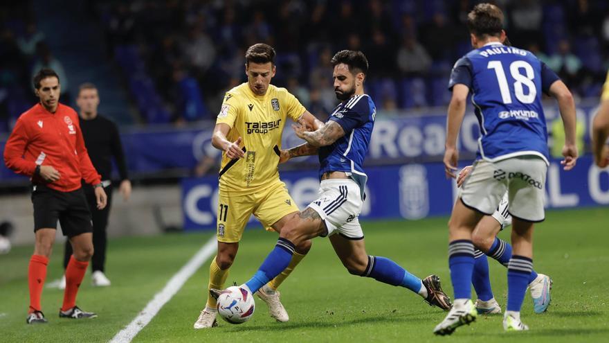 El partido entre el Real Oviedo y el FC Cartagena, en imágenes