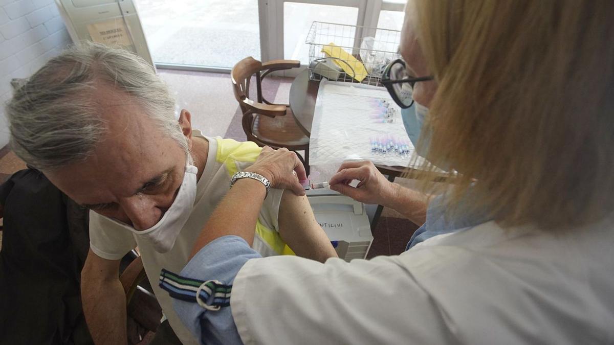 Inici de la campanya
de vacunació de la grip
l’any passat.  marc martí