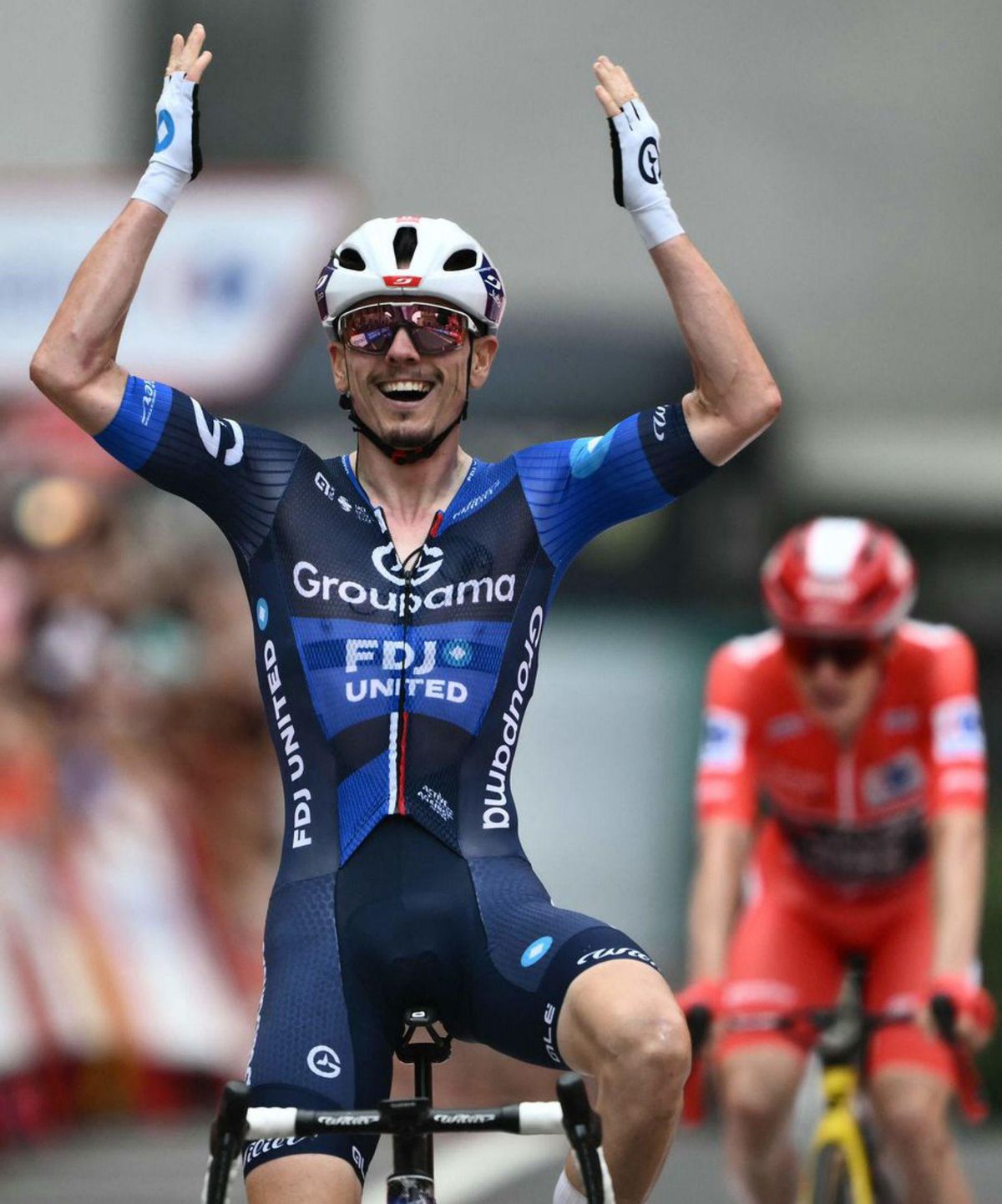 Gaudu sorprèn el dia que li roben la bici a Vingegaard