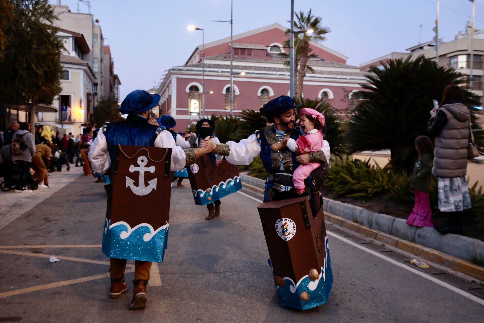 Miles de personas disfrutan del Carnaval en las calles de Lorca