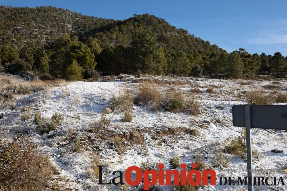 La nieve se deja ver tímidamente en la pedanía mor