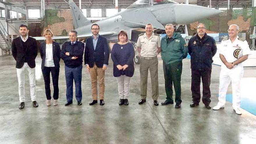 Exposición aeronáutica en Son Sant Joan