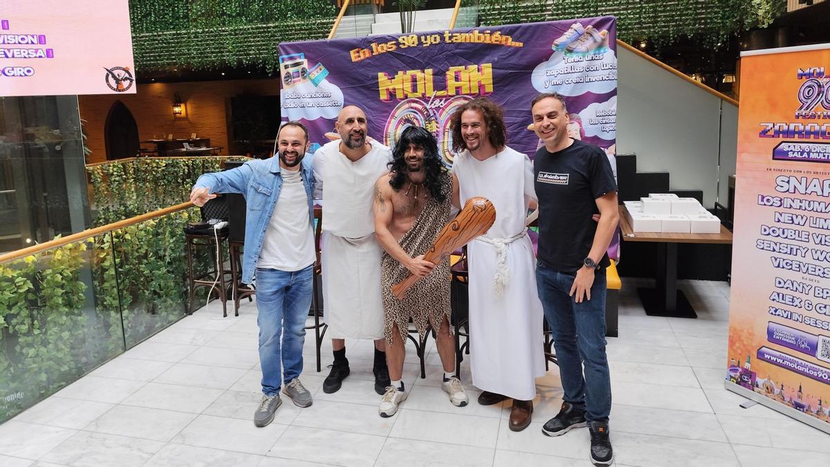 Álex & Giro, junto con Los Inhumanos, estarán en el concierto de 'Molan los 90' en Zaragoza