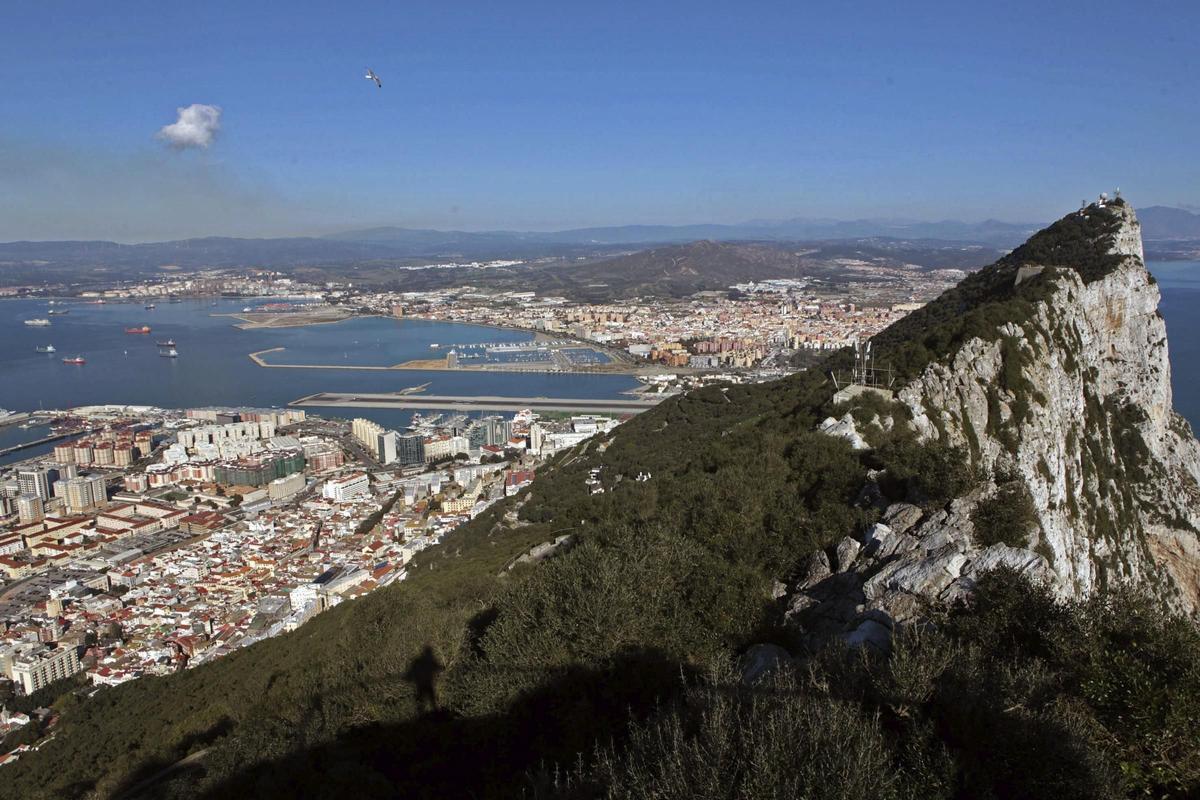 Carta de un lector: "Sin acuerdo sobre Gibraltar por la tensión entre la UE y el Reino Unido"
