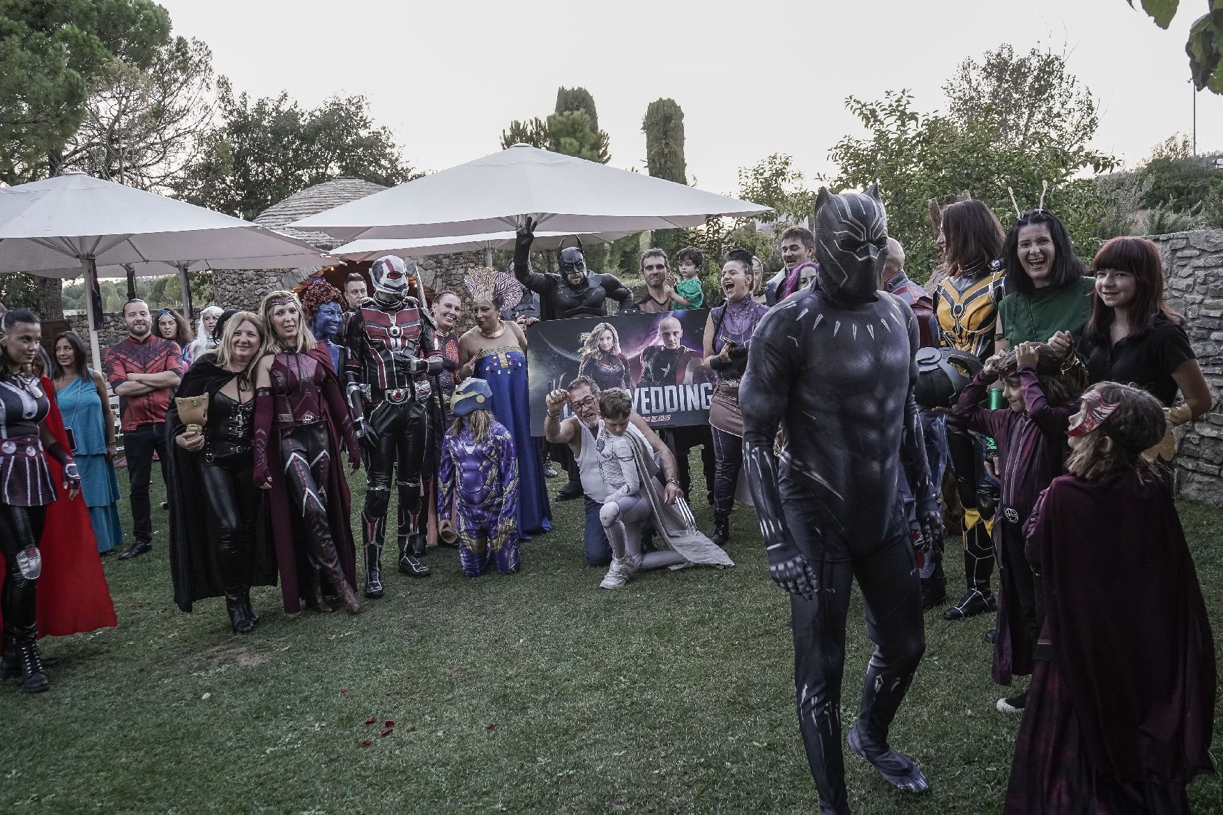 Mira les fotos del casament temàtic de Marvel a Sallent