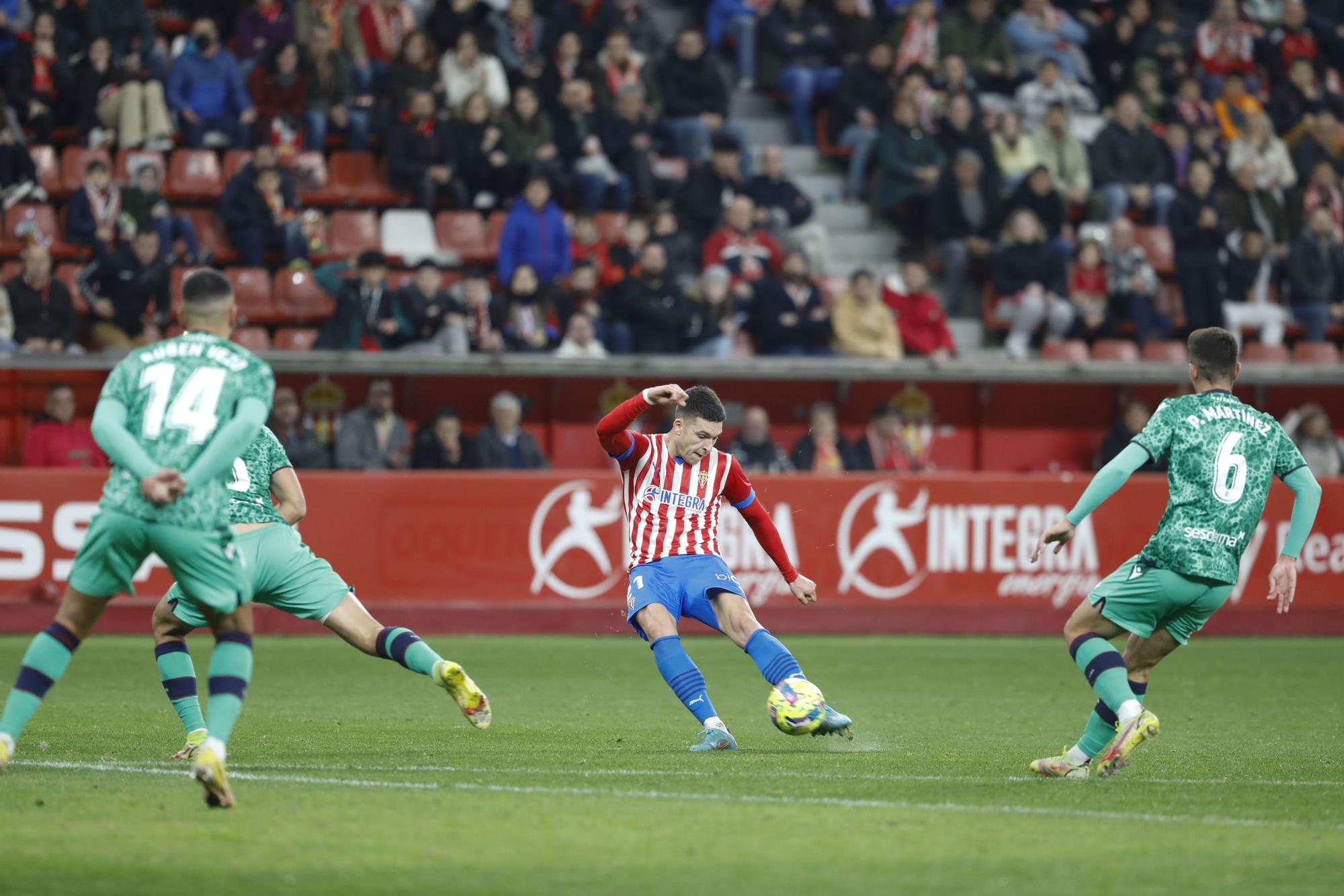 EN IMÁGENES: El encuentro entre el Sporting y el Levante