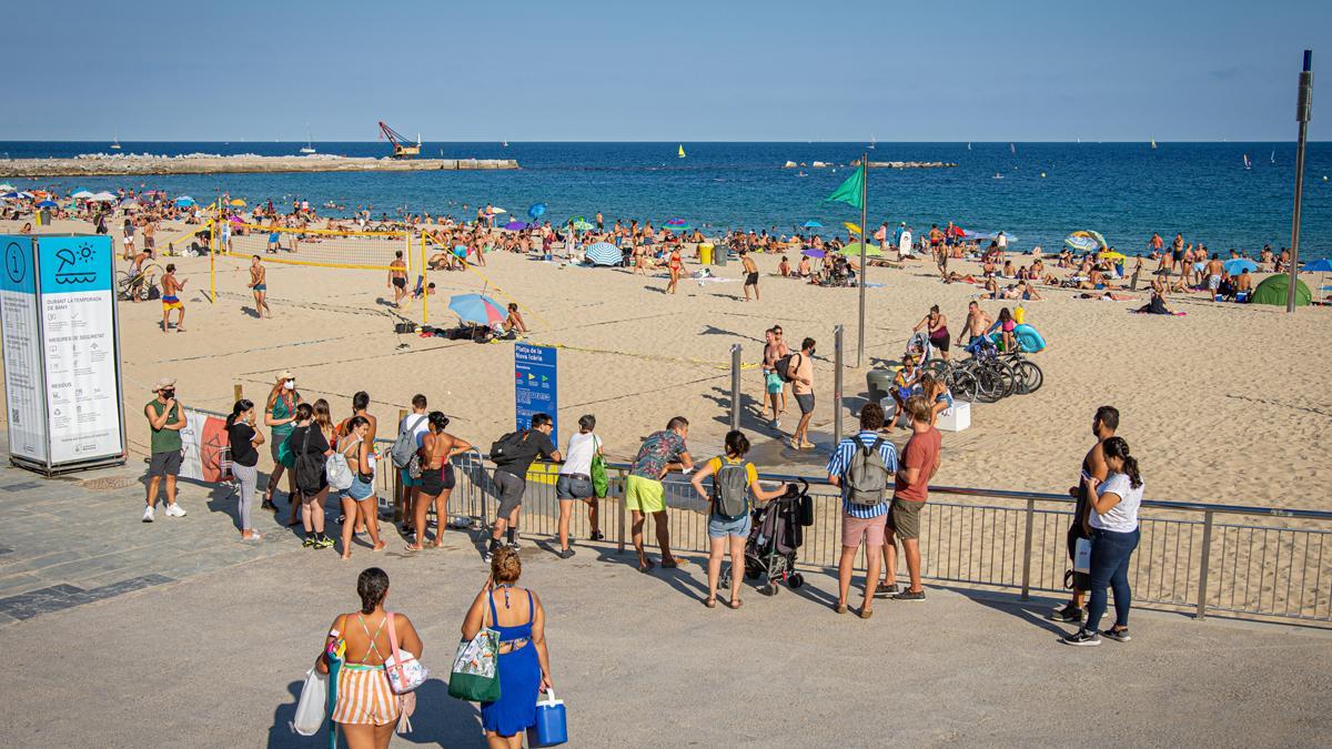 Barcelona utilitzarà drons per gestionar l’accés a les platges