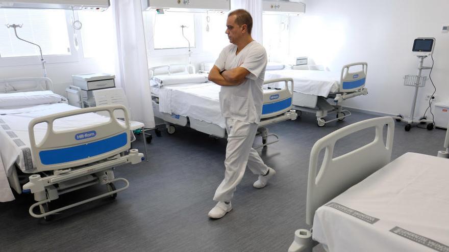 El Hospital de Elda ha aumentado su capacidad de 379 a 533 camas ante las nuevas necesidades de la emergencia sanitaria