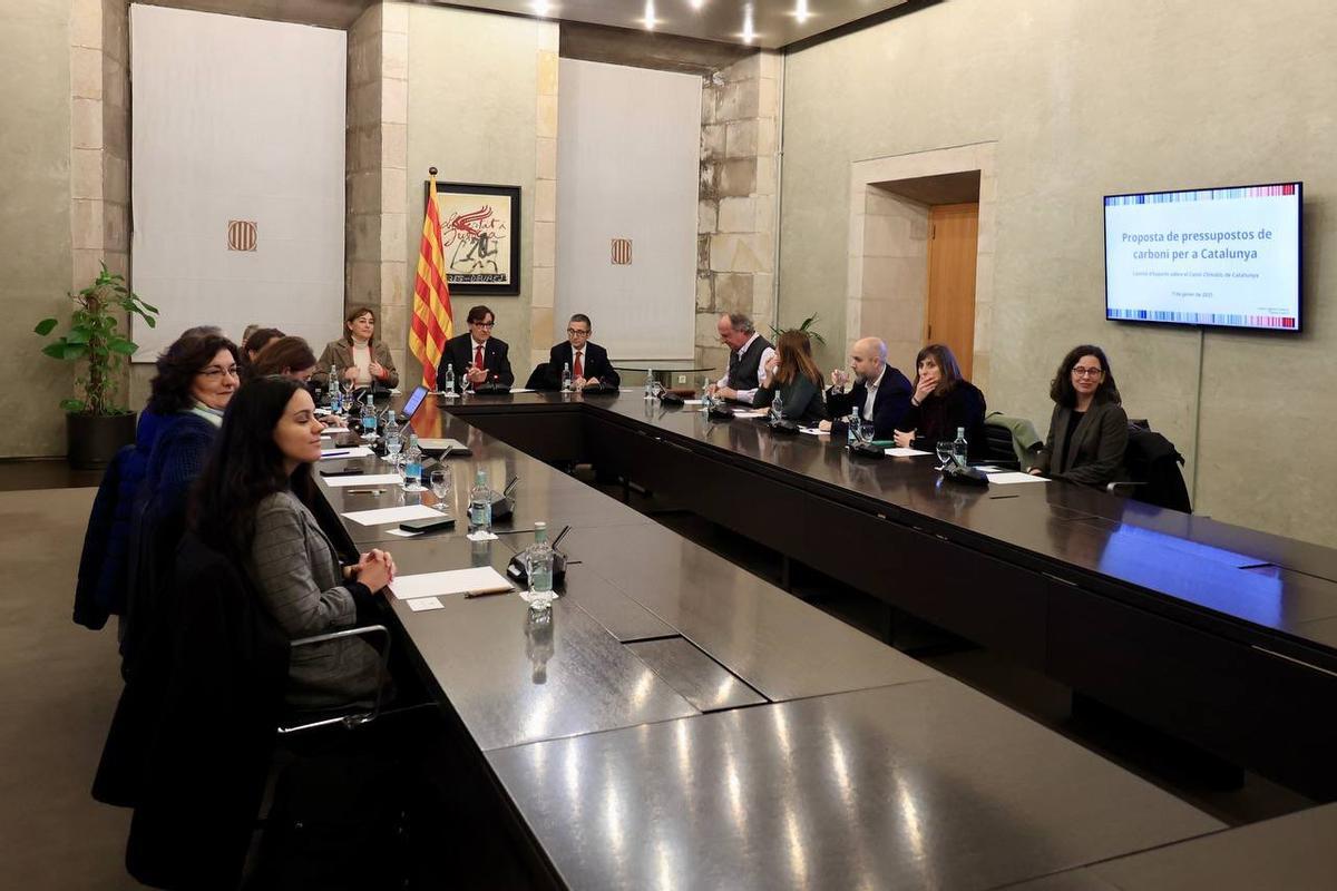Reunión del Comité de Expertos sobre el Cambio Climático con Salvador Illa y Sílvia Paneque.