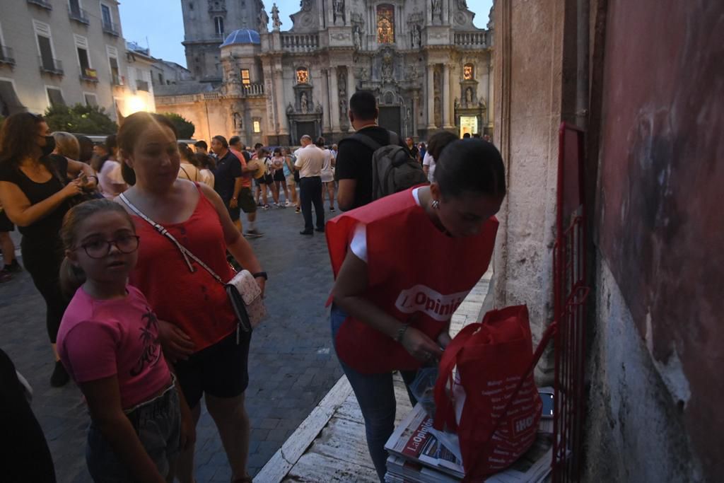 Romería de Murcia: ambiente previo y salida de la Fuensanta de la Catedral