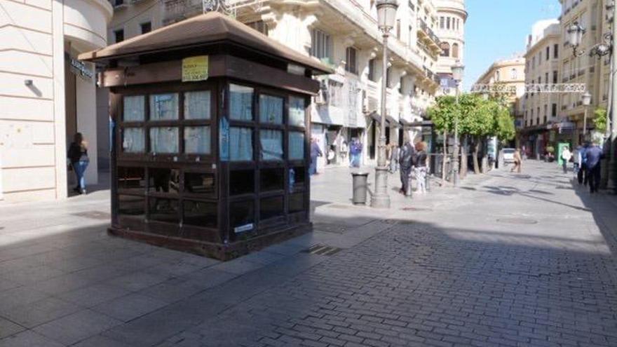 Urbanismo retirará el quiosco de golosinas de la plaza de Las Tendillas para ganar espacio peatonal