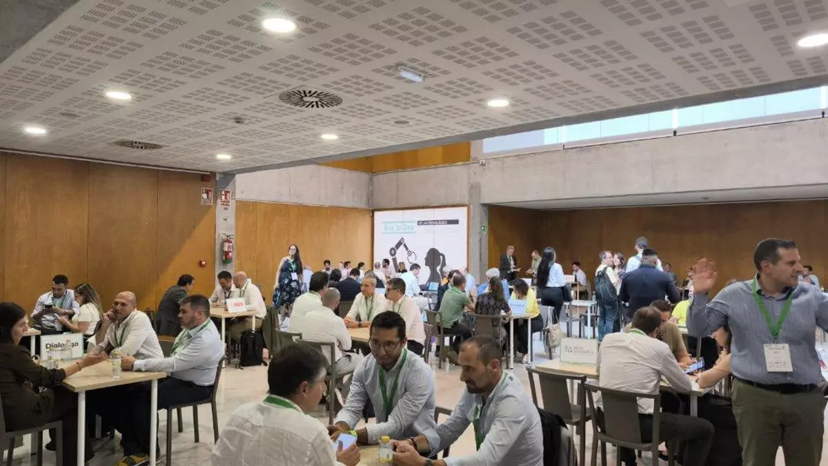 Murcia reúne a más de 400 directivos de toda España en una cumbre para captar sedes de empresas