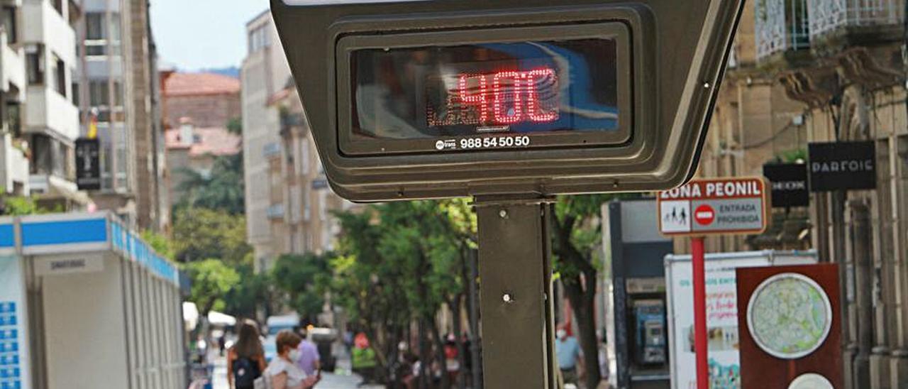 El termómetro del parque San Lázaro llegó a marcar 40º.   | // IÑAKI OSORIO