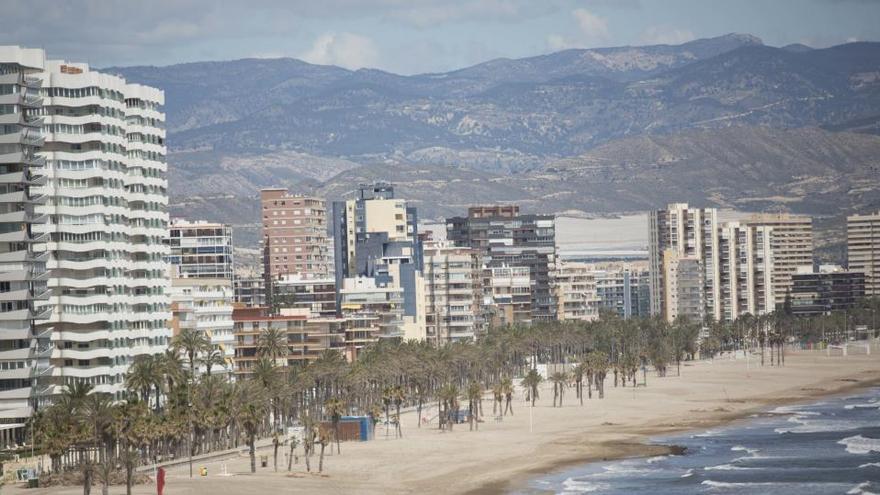 Una avería deja sin luz a 5.000 abonados de playa de San Juan, El Campello y Sant Joan