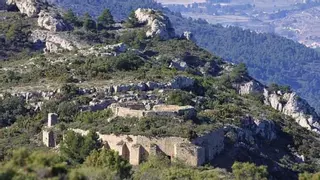 Los secretos de la Sierra de Mariola en Alicante: una pantera, minas de oro y una doncella valiente