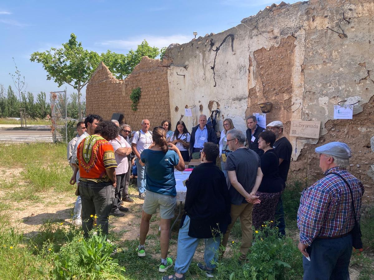 Visita al solar de La Enramada hace unos días para informar del desarrollo del proyecto.