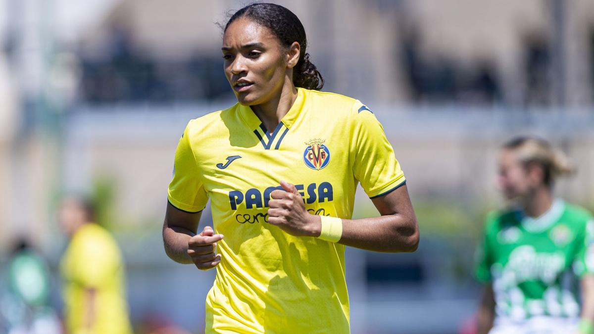 Salma Paralluelo, durante los últimos cinco años jugadora del Villarreal Femenino, lo tiene todo cerrado con el Barcelona.