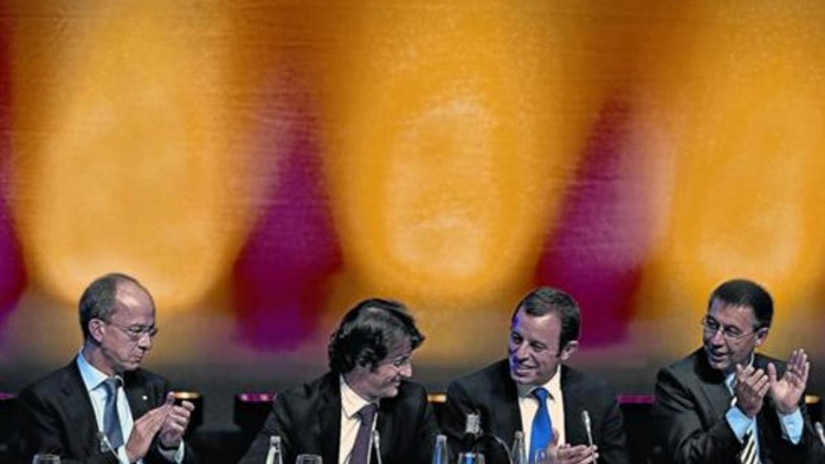 Cardoner, Freixa, Rosell y  Bartomeu, en la asamblea de compromisarios del 2010.