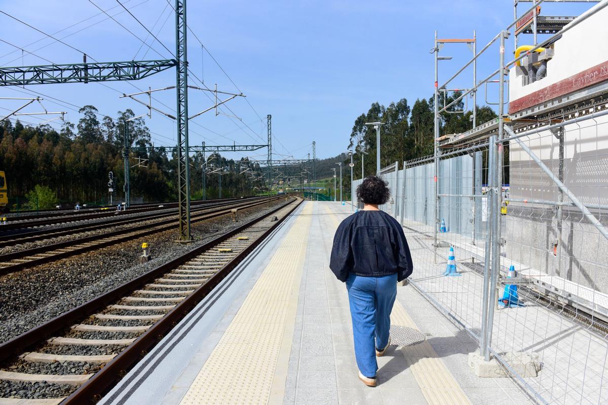 MARI LUZ EN LA ESTACION DE TREN MEIRAMA CERCEDA