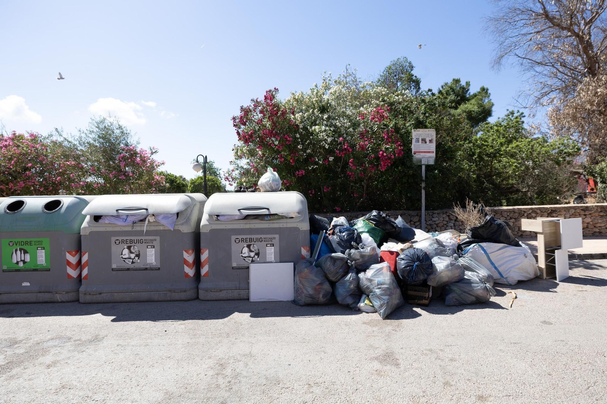 Primer día de huelga de basuras en Ibiza