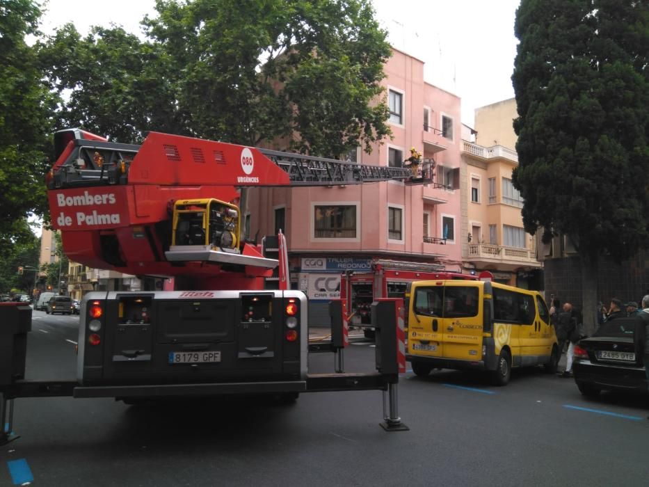 Una decena de vecinos, desalojados por un incendio en Palma