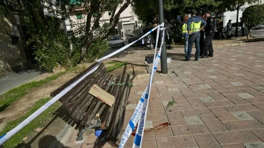 El banco donde estaba sentado el fallecido.