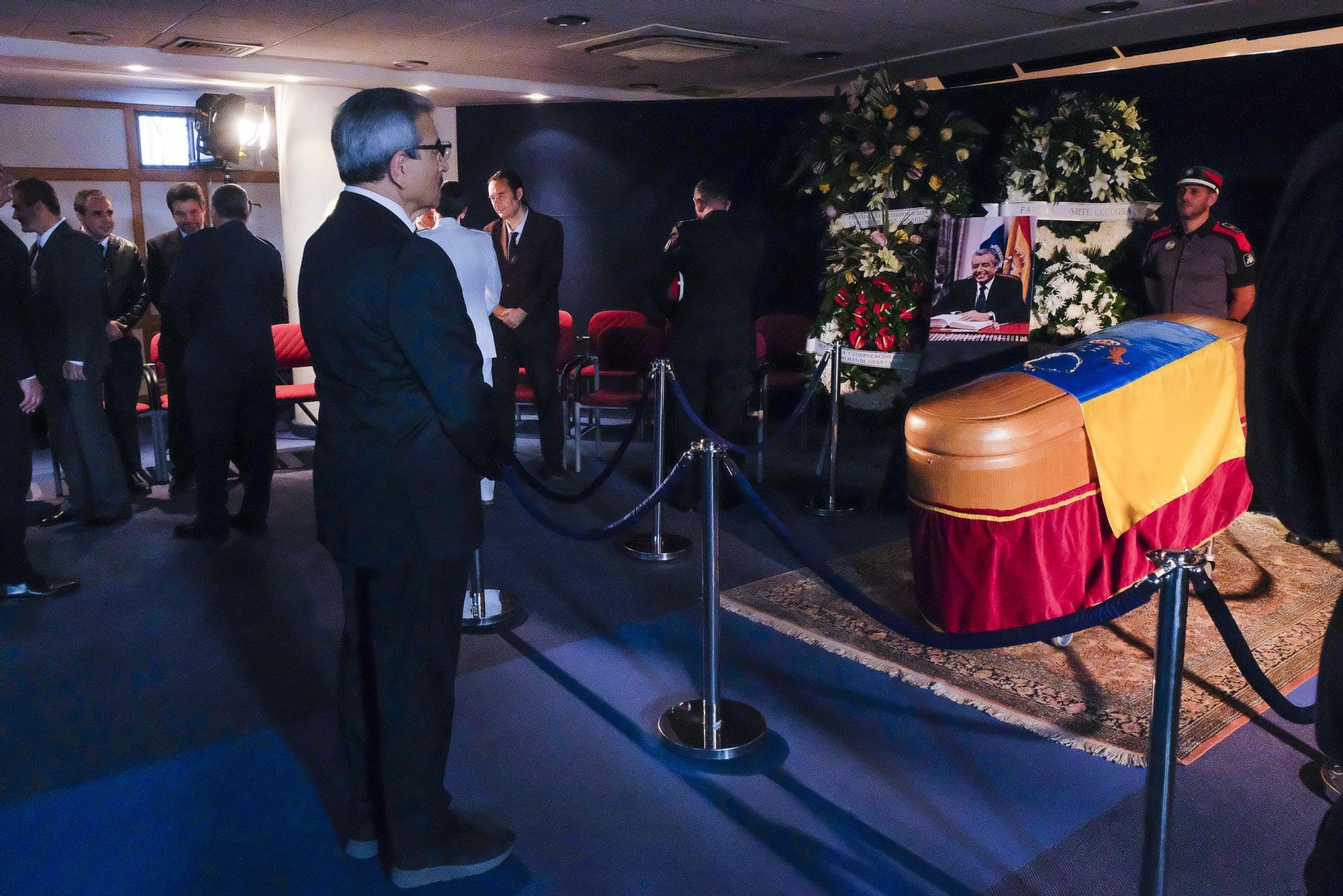 Capilla ardiente y funeral de Lorenzo Olarte