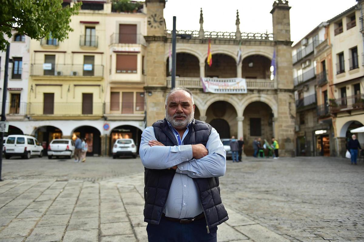 El presidente de la Federación de Asociaciones del Pueblo Gitano en Extremadura, Juan Vázquez.