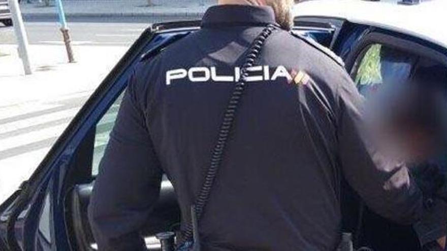 Agente de la Policía Nacional.